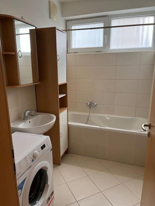 Apartment Hurka - 15 Min Do Centra, Garaz 布拉格 外观 照片