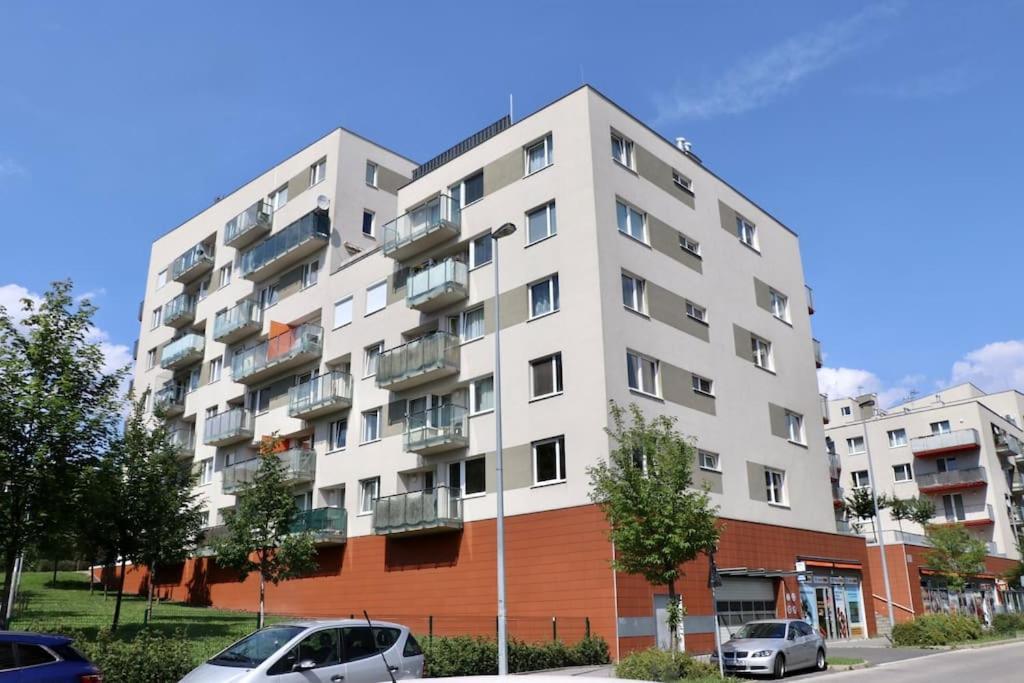 Apartment Hurka - 15 Min Do Centra, Garaz 布拉格 外观 照片