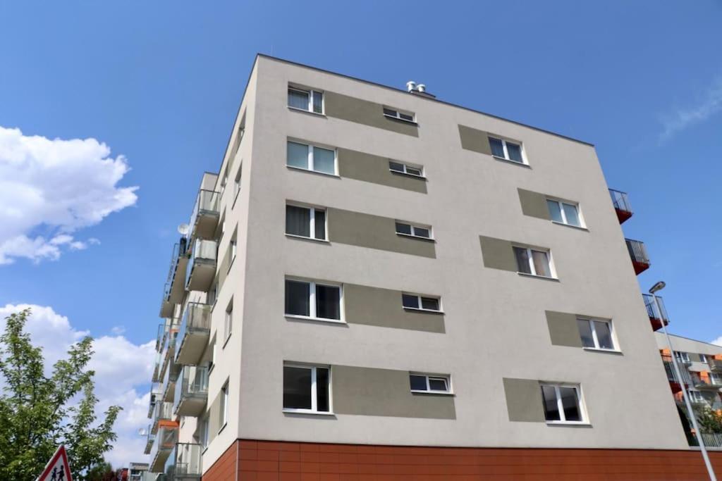 Apartment Hurka - 15 Min Do Centra, Garaz 布拉格 外观 照片