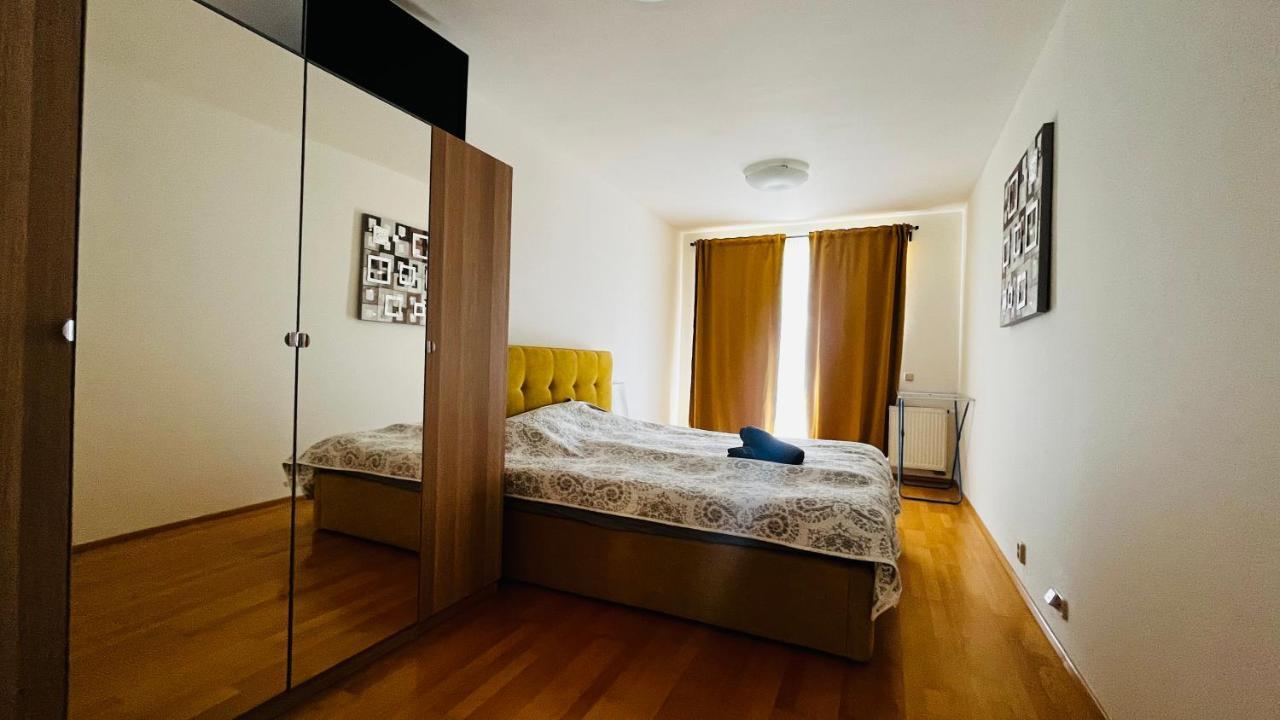 Apartment Hurka - 15 Min Do Centra, Garaz 布拉格 外观 照片